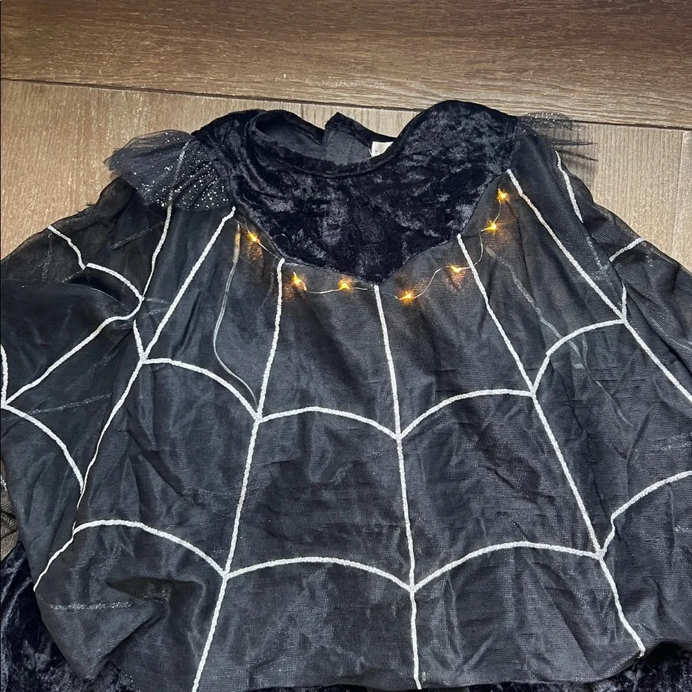 NWOT Pottery Barn Kids Black Spider Queen Costume - Picture 12 of 16